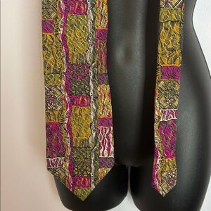 COOGI Australia Patchwork Abstract Art Vintage Silk Handcrafted Necktie Tie